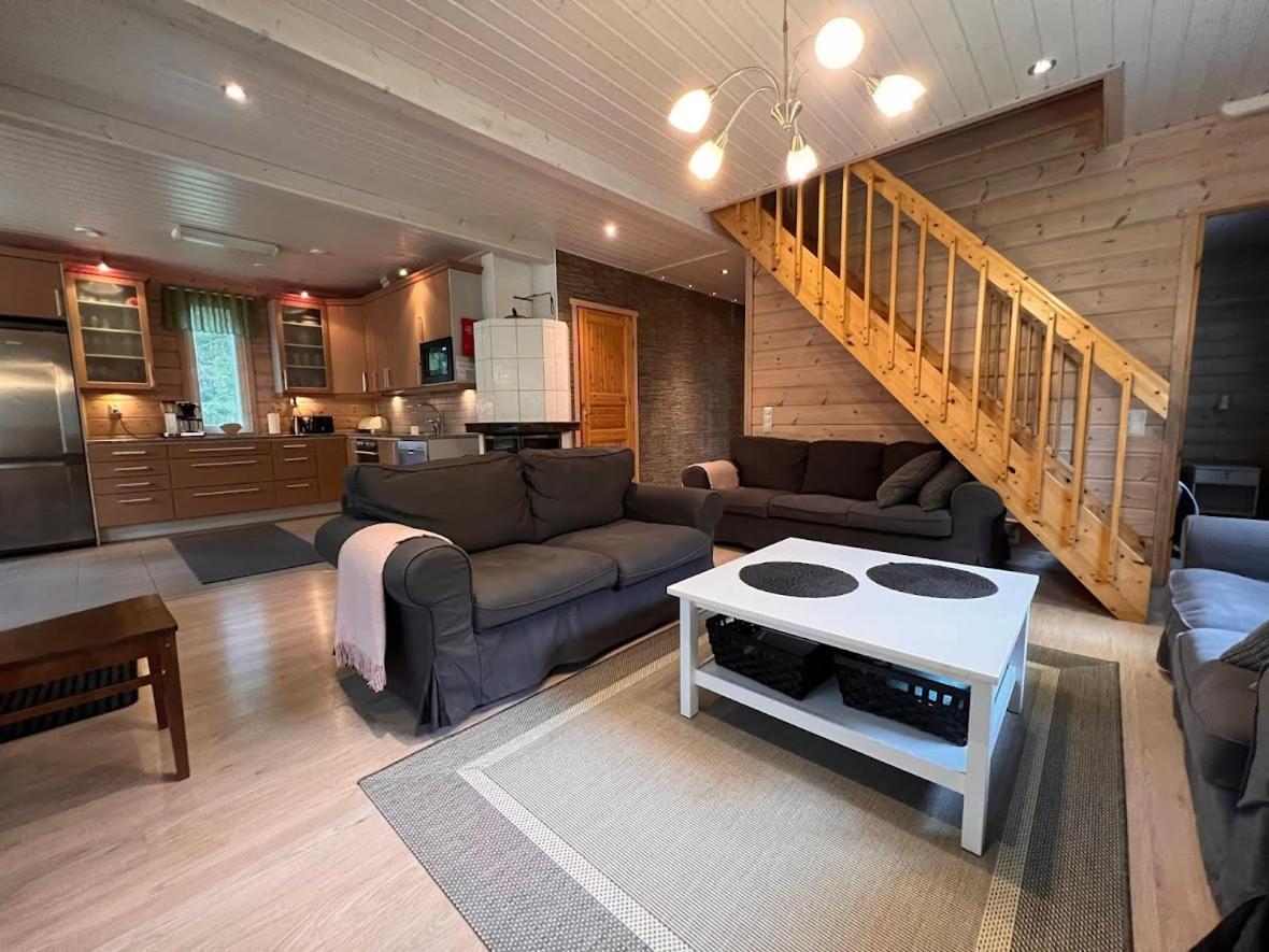 Keskikosken Lomamoekit Venajanjarvi Extérieur photo